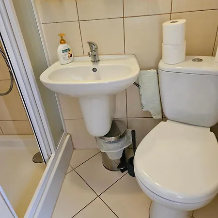 Nocleg ze śniadaniem Atrium *