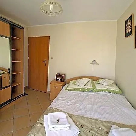 Atrium 3*