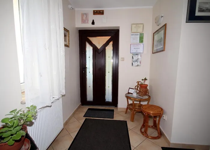 Atrium Bed & Breakfast